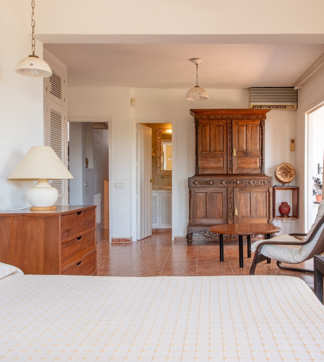 Resa Estates Ibiza Can Furnet villa to renovate for sale views .bedroom 8.jpg